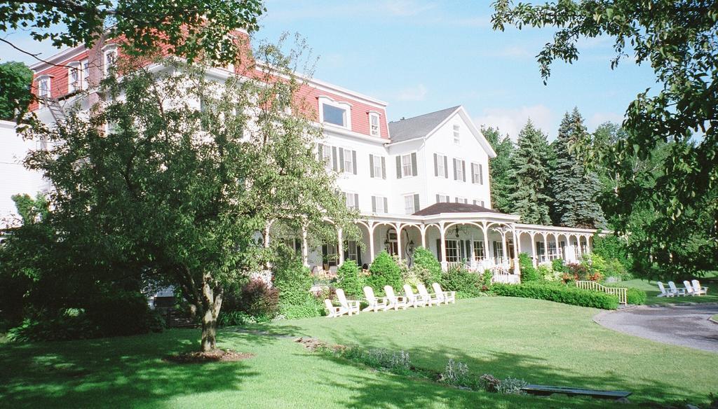 Winter Clove Family Inn Round Top Екстериор снимка