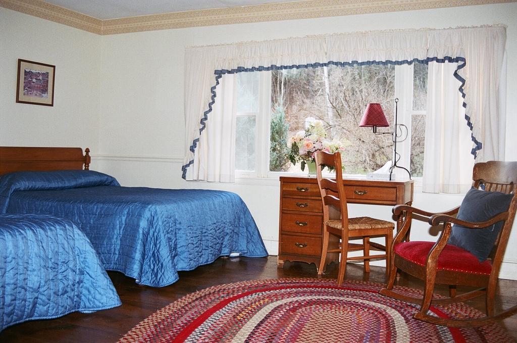 Winter Clove Family Inn Round Top Стая снимка